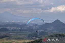 Wisata paralayang di Kabupaten Bandung Barat