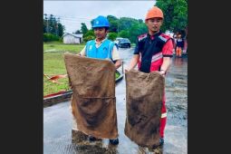 PLN ULTG Belitung laksanakan refreshment penggunaan dan pemeliharaan APAR pastikan kesiapan alat pemadam api
