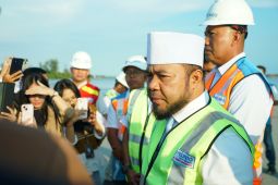 Gubernur Bengkulu minta Pelindo tambah kapal pengeruk alur pelabuhan