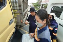 DLH Kalteng turunkan tim tertibkan angkutan berlebih di Kotawaringin Barat