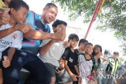 Pemkot Bekasi bangun taman hasil revitalisasi eks bangunan liar yang telah dibongkar