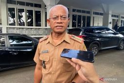 Pemprov Jabar santuni ahli waris korban tanah longsor sekeluarga di Garut