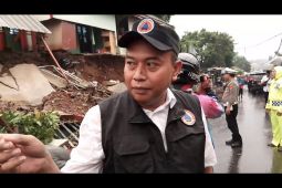 Tembok SDN 3 Pandeglang ambruk akibat hujan dan usia bangunan