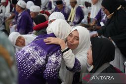 PPIH Medan: Kloter 17 asal Medan dan  Binjai tiba di Tanah Air