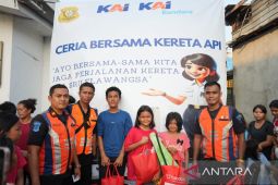 KAI Sumut sosialisasi bahaya  pelemparan terhadap kereta api