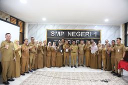 Sachrudin nostalgia di SMP 1: Saya mengenang banyak kisah di sekolah