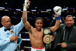 Petinju Floyd Schofield hancurkan Tevin dalam 78 detik