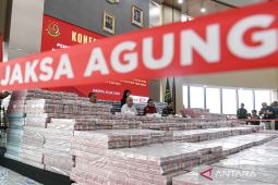 Kejagung ungkap alasan menunjukkan uang triliunan dalam konferensi pers