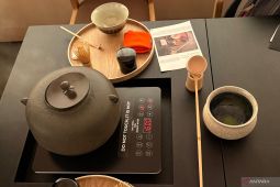 Mencoba pengalaman meracik matcha dengan konsep wabi-sabi