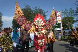 Pemprov Bengkulu gelar Karnaval Batik Besurek meriahkan Festival Tabut