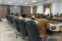 Pemkab Jayawijaya mendorong pergantian 25 kepala distrik