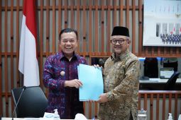 Gubernur Jambi bersama bupati dan wali kota temui Mendikdasmen bahas mutu pendidikan