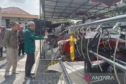 Bantul salurkan bantuan alat mesin pertanian percepat produksi pangan