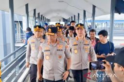 Polda Jatim terjunkan helikopter cari korban KMP Tunu di Selat Bali