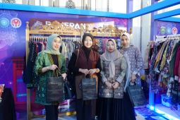 Pusri tampilkan produk UMKM binaan di Pameran Produk Unggulan Sumsel 2025