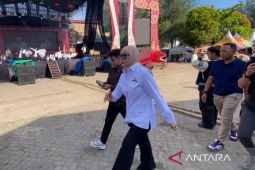 Anggota DPR undang Menteri Pariwisata pada penutupan Festival Tabut