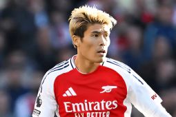 Arsenal resmi berpisah dengan bek Jepang Takehiro Tomiyasu