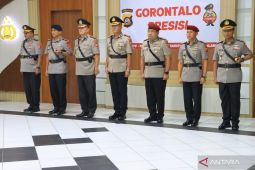 Tujuh pejabat Polda Gorontalo serah terima jabatan