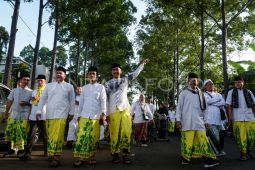 Jalan sehat sarungan Kota Tangerang, upaya lestarikan warisan budaya