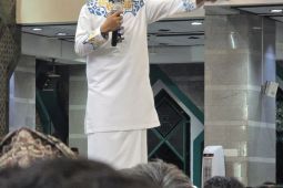 Masjid Al Markaz Makassar padat saat tabligh Das'ad Latif di Hari Assyura