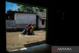 Sebagian besar banjir di Kota Tangerang berangsur surut