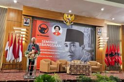 Ganjar: Kader PDIP harus hadir di tengah rakyat