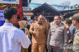 Pemkot Padangsidimpuan bersama Polres gelar Operasi Pasar