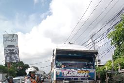 Dishub Denpasar tertibkan kendaraan parkir sembarangan