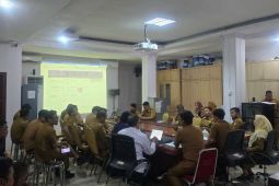 62 ribu KK di Makassar penerima retribusi sampah gratis