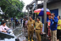 Tambahan atasi banjir, Pemkot Tangerang siagakan tujuh pompa portabel