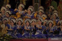 Seniman wanita Badung tampilkan seni Gong Kebyar pada PKB 2025