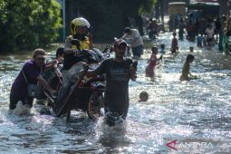 Sebagian Jakarta diprakirakan hujan ringan