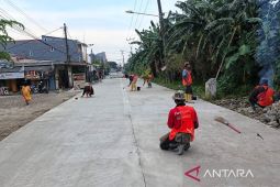 Pemkab Bekasi kebut pembangunan infrastruktur jalan tingkatkan konektivitas wilayah