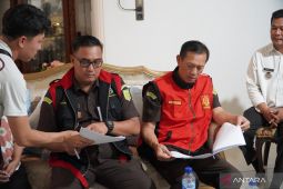 Kejati Sumsel geledah rumah tiga tersangka kasus revitalisasi Pasar Cinde