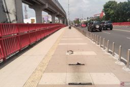 Polisi selidiki hilangnya kursi  untuk wisatawan di Jembatan Ampera