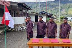 Empat mantan anggota KKB di Sinak nyatakan setia kepada NKRI