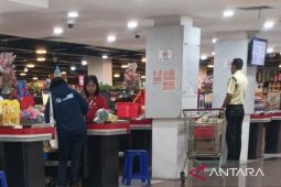 Ekonom soroti faktor utama dari fenomena "rojali" dan "rohana"