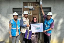 PLN wujudkan "Listrik untuk Rakyat" melalui bantuan listrik gratis di Mempawah