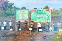 Polres Biak tanam jagung wujudkan Asta Cita Presiden