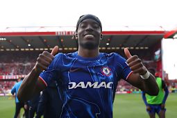 Arsenal terancam kehilangan Noni Madueke dua bulan akibat cedera lutut