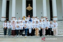 Kahiyang bersama ketua Dekranasda se-Indonesia kunjungi IKN