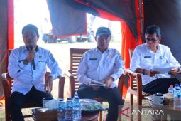 Bupati Dompu imbau pengunjung Festival Lakey jangan buang sampah sembarangan