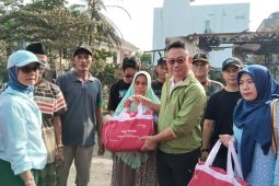 Pemkot Pontianak gerak cepat bantu sandang dan pangan bagi korban kebakaran di Paris