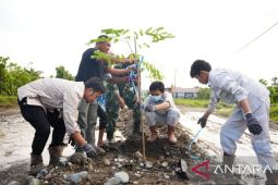 IMIP Tanam Ribuan Pohon Dukung Penghijauan di Bahodopi