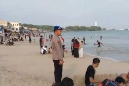 Satpolairud Garut gelar patroli cegah kecelakaan laut saat libur sekolah