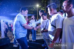 Penyerahan kunci rumah bersubsidi di Kabupaten Bandung