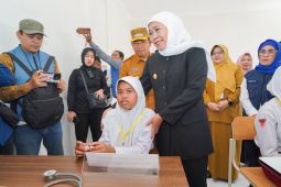Gubernur Khofifah optimistis Sekolah Rakyat efektif putus rantai kemiskinan