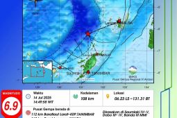 BMKG: Gempa tektonik M6,9 di Laut Banda Maluku hari ini tak picu tsunami