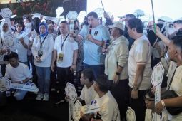 Bank BJB serahkan kunci secara simbolis kepada 100 debitur FLPP