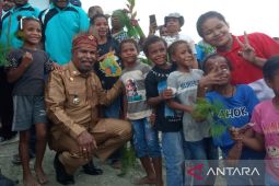 Anak asli Papua berhak dapat beasiswa pemerintah